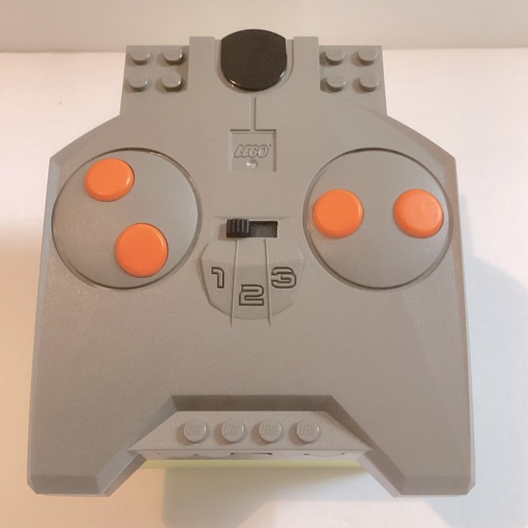 Lego Bionicle motor remote control transmitter unit - Picture 1 of 5